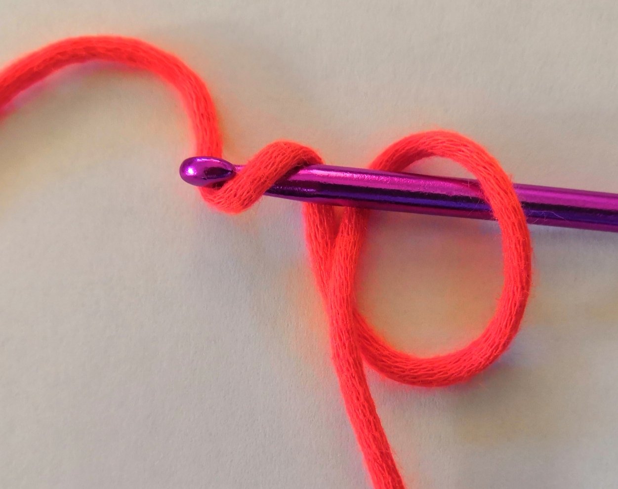 Blog-Inhaltsbild für 'Kordel häkeln - kostenlose Häkelanleitung'